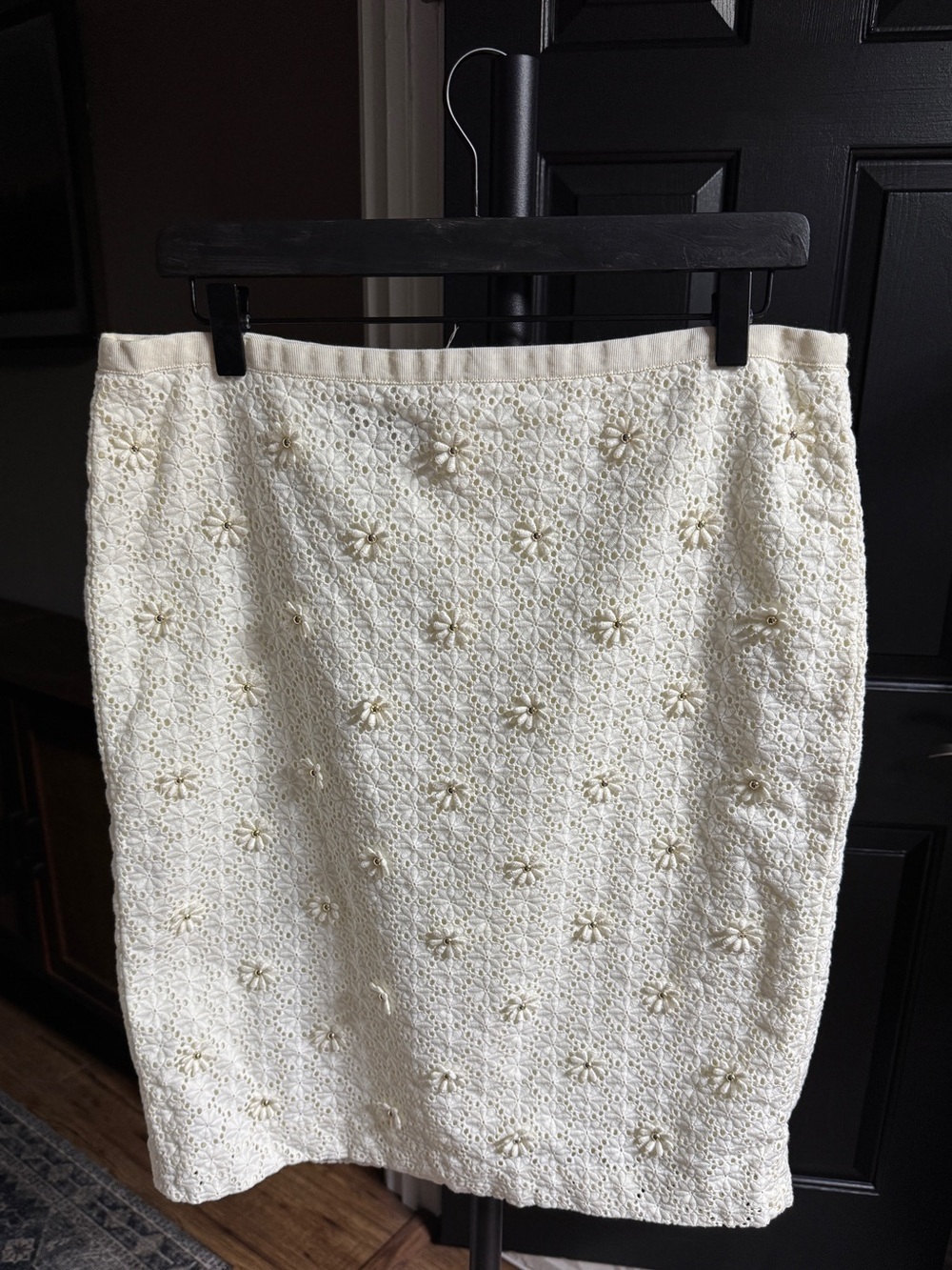 {Talbots} Off White Embroidered Lace Floral Midi Pencil Skirt WSK10